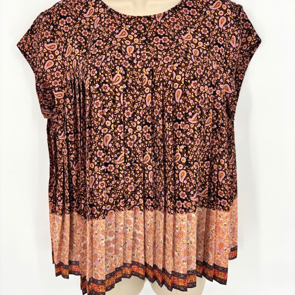 DR2 Short Sleeve Accordion Pleated Floral Paisley Print Cap Sleeve Top Sz L